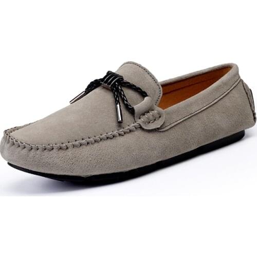 Genuine Leather Men Casual Shoes Luxury Brand Mens Loafers Moccasins Business Slip on Black Driving Shoes Tassel Fashion Style