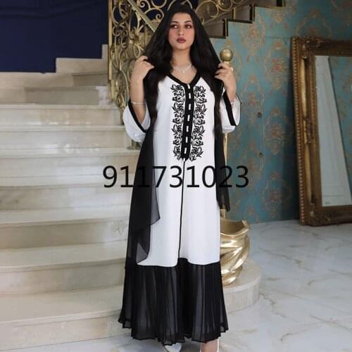 Black White Abaya Dubai Turkey Muslim Hijab Dress 2021 Evening Gowns Bohemian Kaftan Long Sleeve Kimono Islamic Clothing Robe