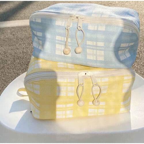 New type 2021 finishing clutch bag Toast bag Latticed large capacity holding bag Washing bag PU waterproof cosmetic bag