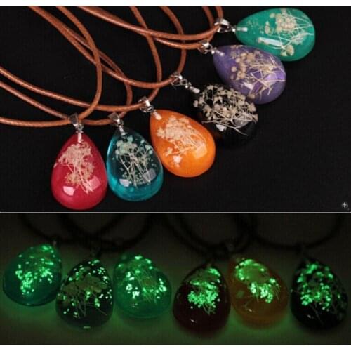 Glow in The Dark Dried Flower Teardrop Pendant Necklace Women Xmas Gift Jewelry Necklace Water Drop