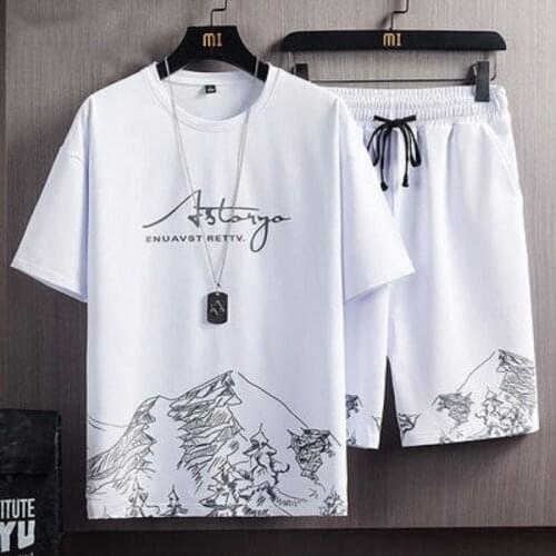 2021 New Mens T-Shirt + Shorts Suit Summer Breathable Casual T-Shirt Running Suit Fashion Harajuku Printed Male Sports Suit