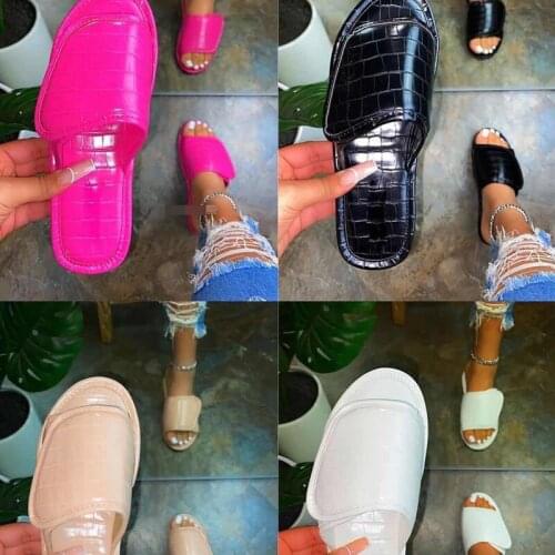 2021 Summer Women Slippers Adult Slides PU Fashion Patent Soft Sole Flats Brand Outside Flat Low Heel Leisure Lady Shoes 35-43