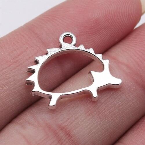 10pcs 2 Colors 17x21mm Hollow Hedgehog Charms For DIY Jewelry Making Jewelry Findings Animal Charms