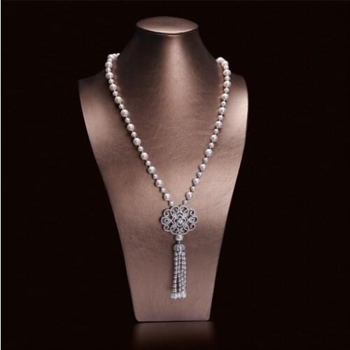 Luxury Flower Pendant With Tassel Design Necklace Women Elegant Custmoized Winter Sweater Necklace Gifts