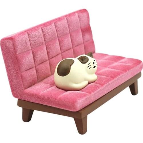 Cute Cat Phone Holder Resin Mini Coach-Shaped Desk Phone Holder for Girl Smart Phone