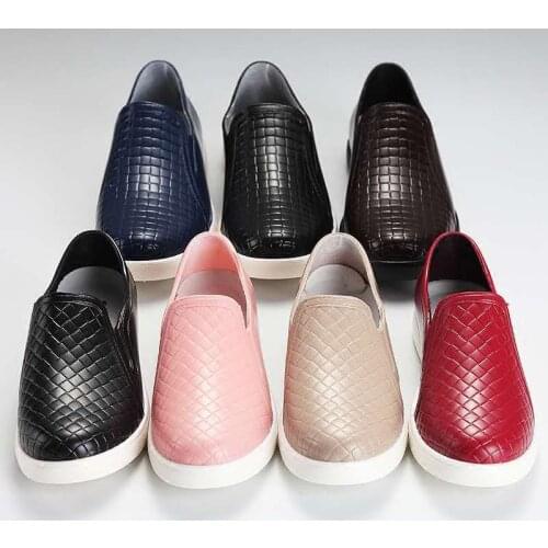 Shallow boots female Korean fashion flat-bottom anti-skid waterproof kitchen rubber shoes summer couple mens water shoes