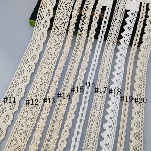 10Yards Lace Trim Vintage Lace Ribbon Crochet Lace Scalloped Edge for Bridal Wedding Decoration Christmas Package DIY Sewing