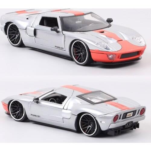 Diecast 1/24 Ford GT 2005 Super Sports Car Simulation Vehicle Model Toys Boys Collection Souvenir Ornaments Display Gifts