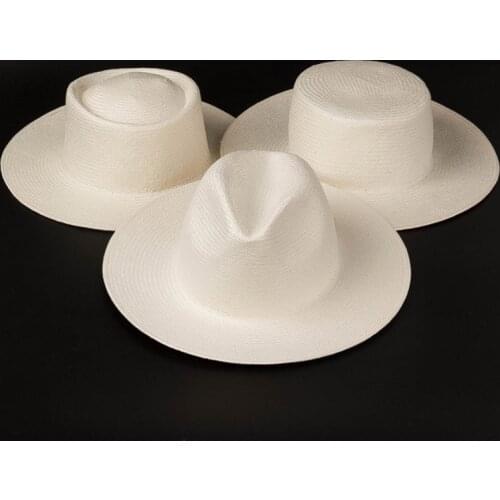 2019 New Unisex White Wide Brim Beach Hats Men Ladies Fedora Derby Church Dress Hat Fine Braid Sun Cap Summer Straw Hat Base