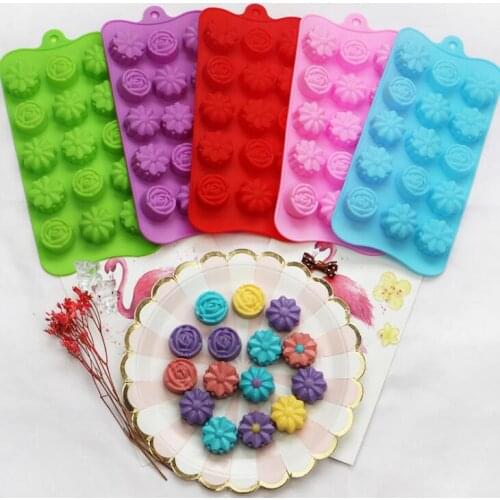 Silicone Chocolate Mold Flower Candy Gummy Ice Tray 15 Cavity Biscuit Cake Decorating Tool DIY LX1873