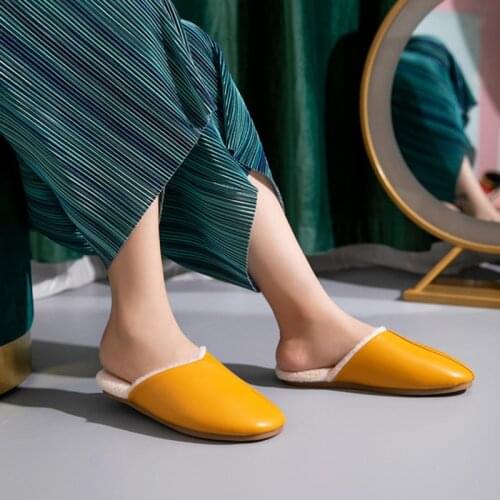 Womens Winter Slippers Mens Warm Velvet Lining Home Slides Indoor Non-slip Soft Household Slippers PU Leather Waterproof Shoes