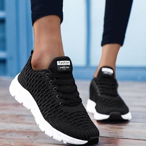 New Mesh Women Sneakers Breathable Flat Shoes Women Lightweight Sports Shoes Non-slip Running Footwear Zapatillas Mujer Casual