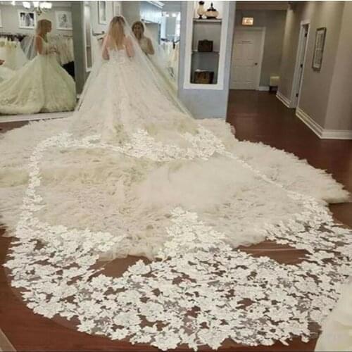 2019 Hot 3M 5M Long Wedding Veils Appliques Lace Edge Cathedral White Ivory One Layer Free Comb Custom-Made Long Bridal Veil New