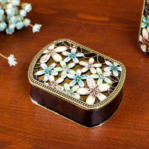 Vintage Metal Jewelry Box Jewelry Box Cosmetics Storage Box Wedding Decoration Gifts