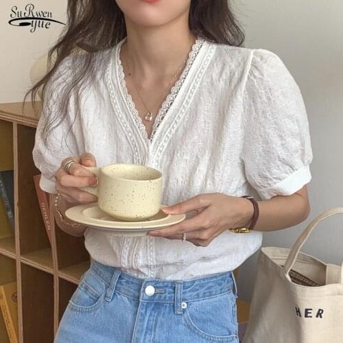 2021 Summer New Fashion V-neck Loose Shirt Casual White Lace Blouse Women Shirts Blouses Tops Puff Sleeve Top Blusas Mujer 14825