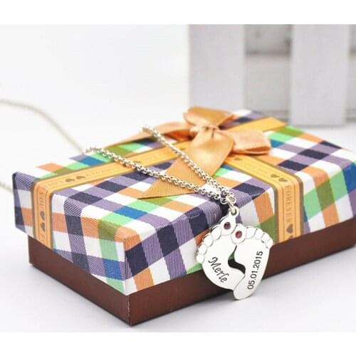 Personalized Silver Baby Feet Necklace Engrave Name&Date Custom Crystal Pendent Necklace Memorial Jewelry Gift