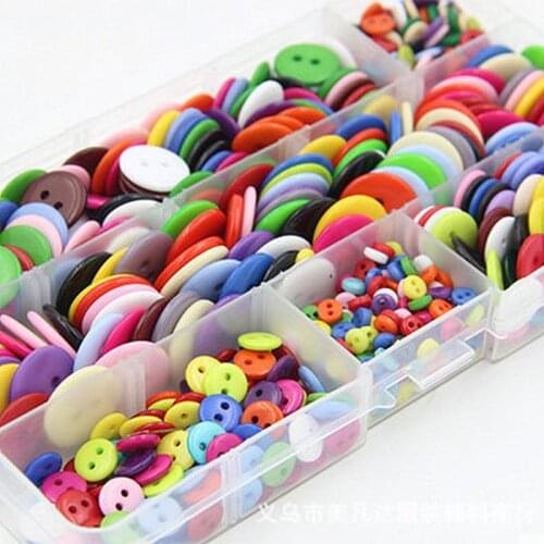 100PCS/Pack Random Color 2 Holes Round Shape Kids Sewing Buttons Plastic Clothes Tools Garment Accessories 9/11/15/20MM