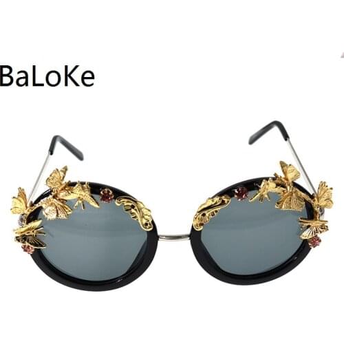 New Fashion Brand Designer Oversize Sun Glass Women Sexy Sunglasses Retro Crystals Round Frame Ladies Eyewear oculos