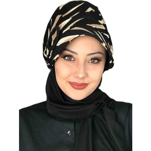 New Fashion 2021 Islamic Headscarf Turban Womans Hat Spring Summer Scarf Black Beige Striped Buckle Passionflower Black Scarf