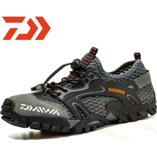 New Daiwa Fishing Water Shoes Men Beach Outdoor Wading Shoes Climbing Shoes Surf Woman Quick-Drying Dawa Fishing Shoes Size39-50