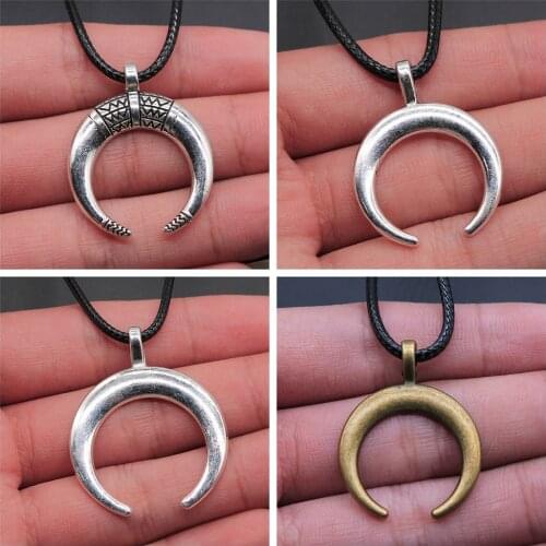 Crescent Moon Pendant Necklace OX Double Horn Necklaces for Women Vintage Jewelry Black Leather Chain Necklace