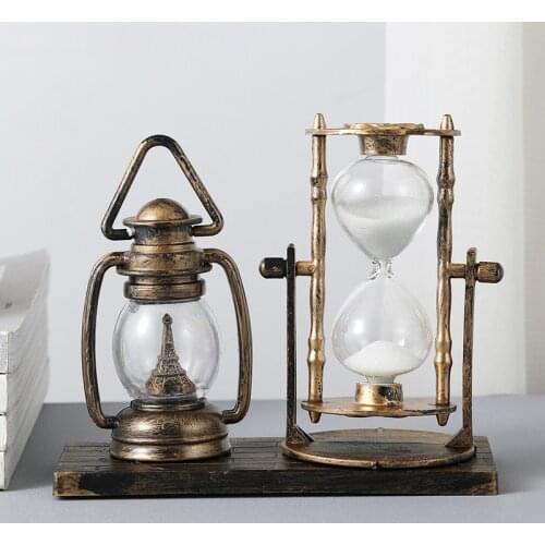 2 in 1 Creative Retro Hourglass Lantern Home Office Desktop Decoration Book Room/Living Room/Bedroom Vintage Sandglass Lamp