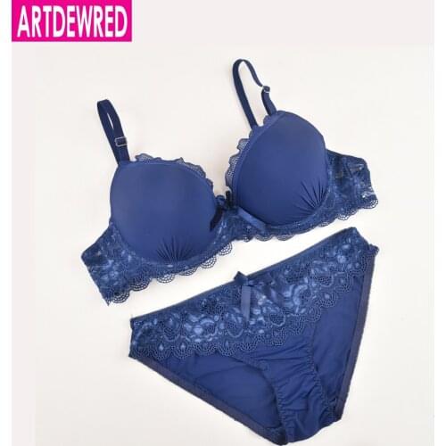 ARTDEWRED Brand Luxurious Solid Lace Bra Brief Sets Back Closure Unlined Underwear Womens Black Red Plus Size Bra And Panty