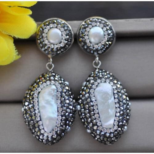 Z11103 30mm White Biwa Pearl All Mosaic CZ Dangle Earring