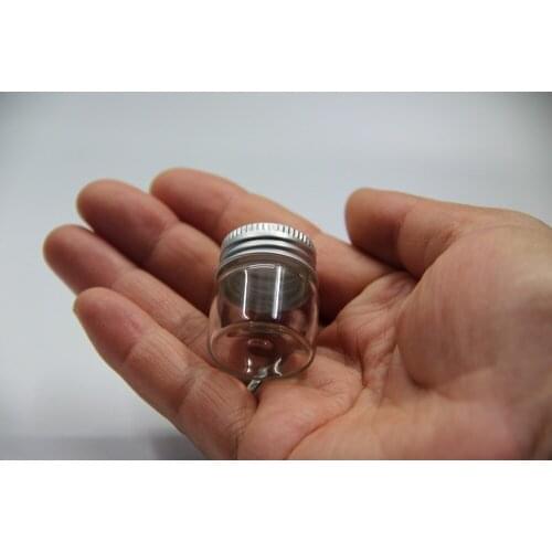 10pcs 27*30mm 7ml Mini DIY Glass Perfume Spice Bottles Tiny Jars Vials With Silver Screw Cap DIY Craft Wedding Decoration Gift