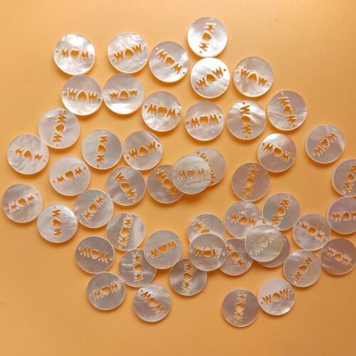 50pcs/lot High Natural Hollow Letter MOM MOP Pearl shell Beads 15mm Round MAMA Letter Mother of Pearl shell for DIY Jewelry
