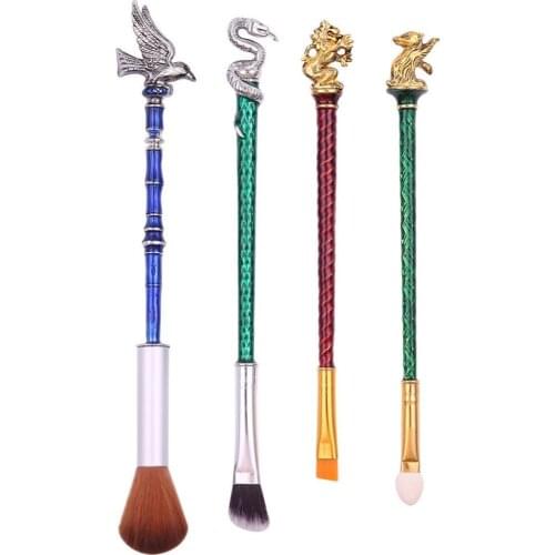 4 Pcs Badge Shape Makeup Brush Set Blush Repair Foundation Brush Makeup Tool Metal Handle