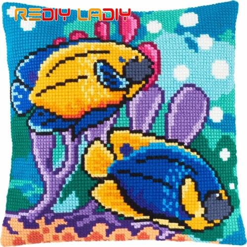 Cross Stitch Cushion Kit Fish in the Aquarium Pillow Case Pre-Printed Canvas Acrylic Chunky Yarn Needlepoint Cross-stitch Crafts