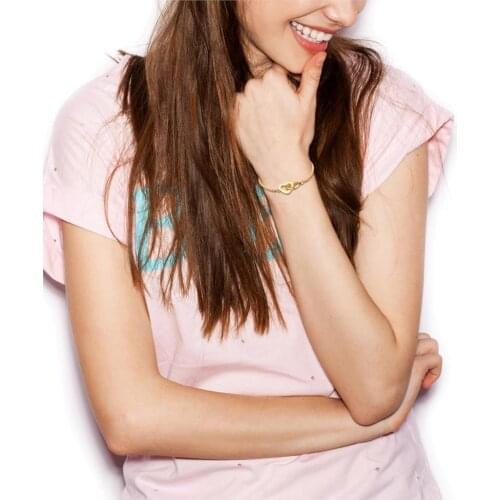 BONISKISS Women Elagant Stainless Steel Bangles Beauty Heart Pattern Ladies Bracelets Adjustable Cuff Jewelry Decoration