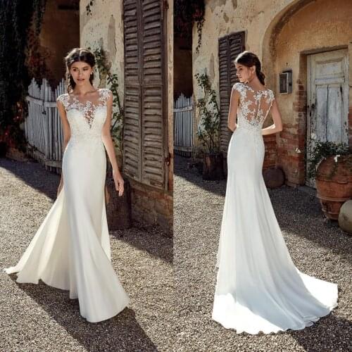 2019 New Wedding Dresses Illusion Jewel Neck Capped Sleeve Lace Appliques Garden Bridal Gowns Sweep Train Mermaid Wedding Dress