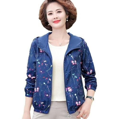 Womens Double-sided Jacket Spring Autumn Short Coat Hooded Printed Thin Tops Middle-aged Female Windbreaker Plus Size 5XL W2316