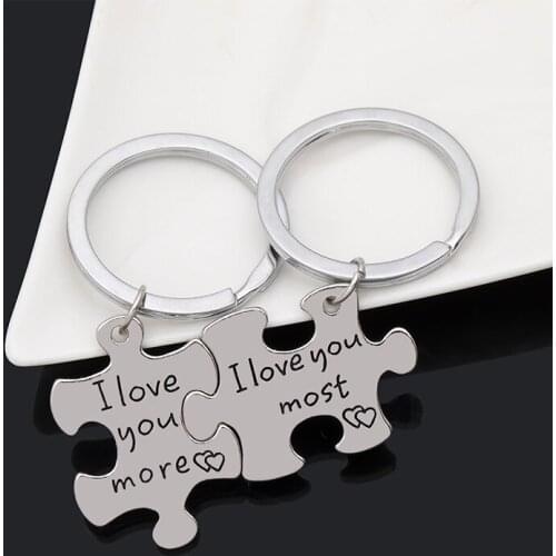 2 Pcs Boyfriend Gift Key Chain for Women Men Couple Keychain Gifts for Husband Wife Boyfriend Girlfriend Valentines Day Gift