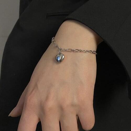 Korea Heart Pendant Chain Bracelet for Women Girl Simple Love Bracelet Unique Design Hollow Chian All-match Jewelry Hip hop Gift