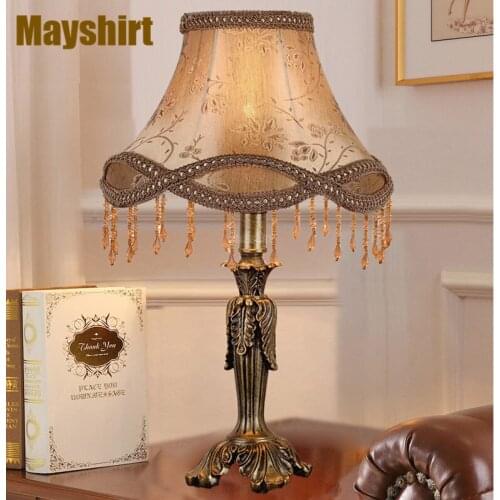Traditional Resin Fabric Table Lamps for Living Room Bedroom Bedside Desk Lamp Home Art Decor Modern LED Standing Light Fixtures