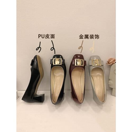 Womens shoes leather shoes thick heel spring 2021 new retro square toe shallow mouth casual fashion mid-heel shoes