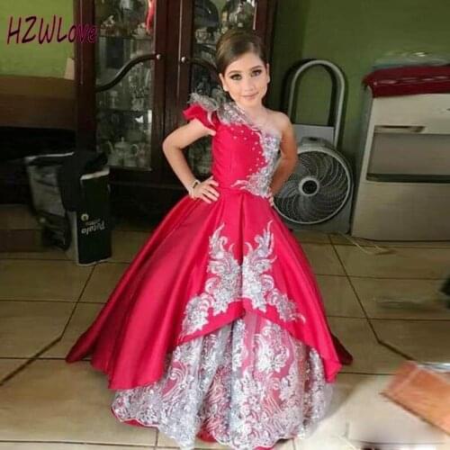 Hot Pink Girls Pageant Dresses One Shoulder Tiered Sequins Lace Appliques Kids Party Gowns Satin Custom Made Flower Girls Dress