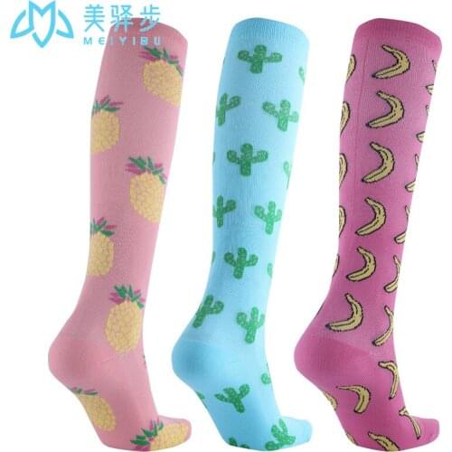 1 PAIR Mens and Womens Long Tube Pressure Socks New Fruit Pattern Compression Socks Running Outdoor Sports Socks Wholesale