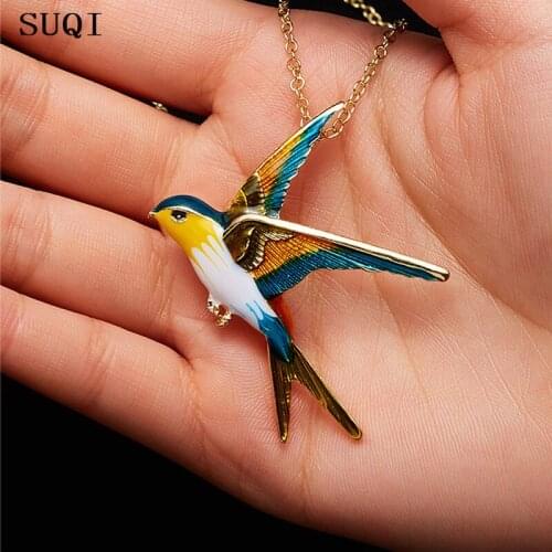 SUQI Vintage exquisite Animal fly bird lapel Brooch pins full Rhinestone Enamel brooches Pin for Womens Jewelry Neck ornaments