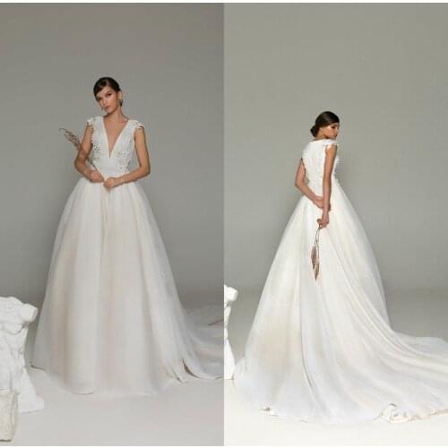 2020 Bohemia Wedding Dresses A Line Lace Applique Deep V Neck Garden Beach Wedding Gowns Custom Made Cap Slevee Vestido De Noiva