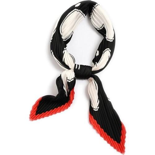 Spring Small Crinkle Neck Scarf Silky Bandana Pleated Scarf for Women Cute Love Print Pattern Crumple Foulard [3993]