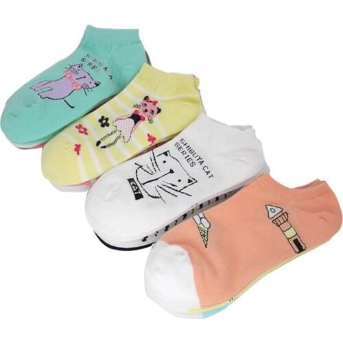 5 pairs / lot Hot 2017 new spring and summer 100% cotton fashion cartoon cute women socks 4 class style Short Boat Socks