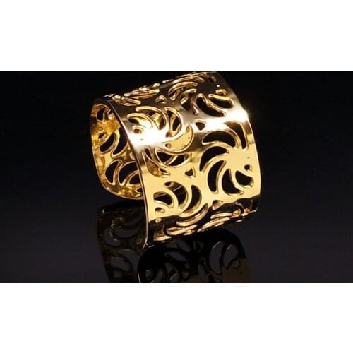 2021 Fashion Gold Color Width Stainless Steel Rings for Women Jewelry Flower Gold Color Rings Jewelry anel de ouro R612236