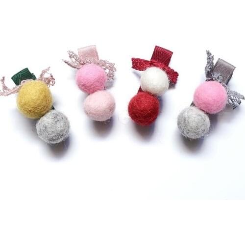 Boutique ins 12pcs Fashion Cute Felt Pom Pom Hairpins Wool Color Balls Bow Hair Clips Princess Headwear Winter Hair Accessories