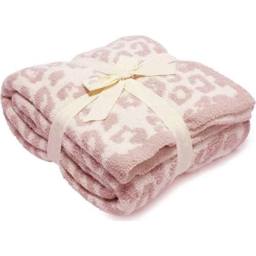 Leopard Print Fleece Blankets High-grade Chubby Blankets and Sofa Blankets Comfortable Lightweight Chic ThinThrow