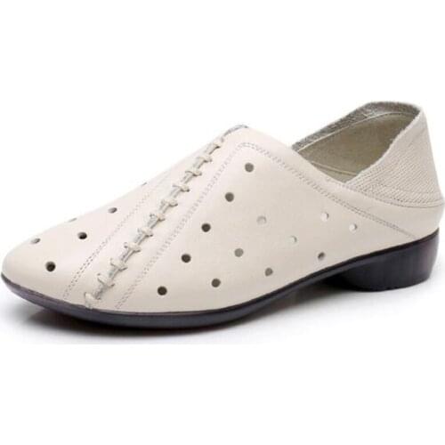 2020 New Spring Summer Hollow Breathable Genuine Leather Shoes Soft Light Concise Flat Shoes Women Casual Shoes Large Size 43