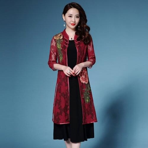 Chinese High End Plus Size Vintage Lace Trench Coat Women Summer 2 Pieces Dress and Coat Flowers Embroidery Women Clothing Set
